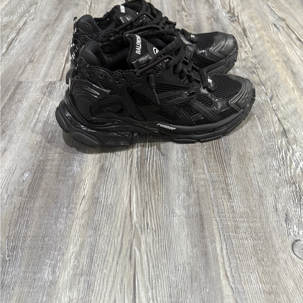 Balenciaga Black Runners